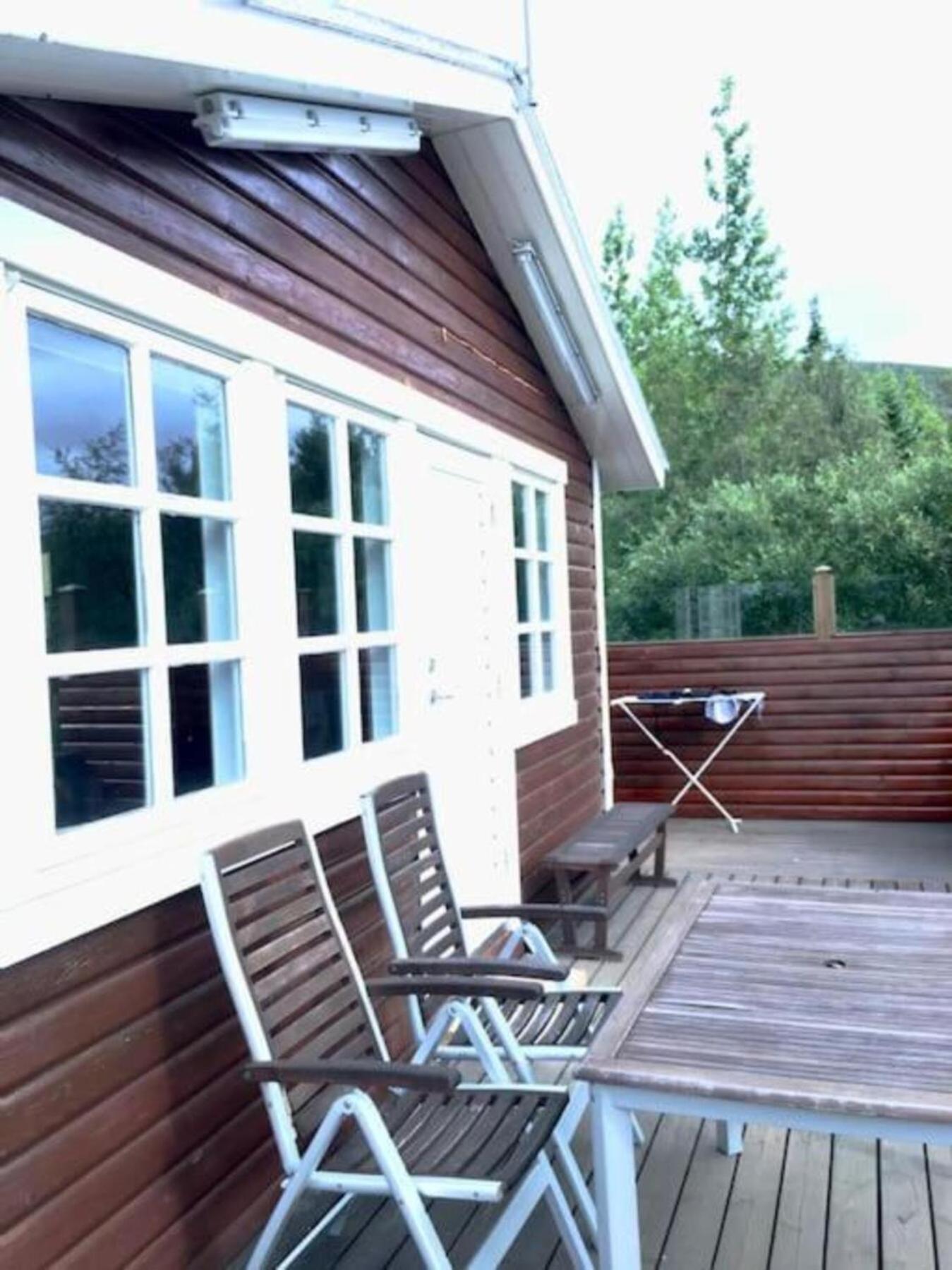 Cozy 2 Bedroom Cottage With Hot Tub Akureyri Esterno foto