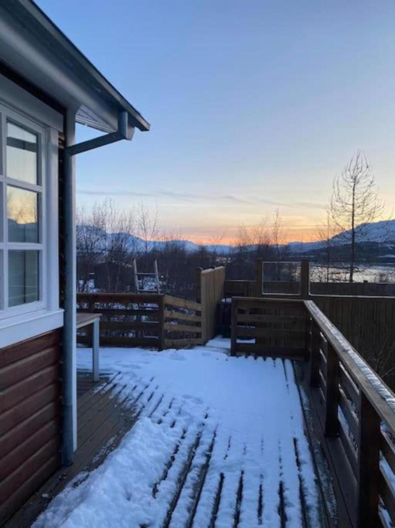 Cozy 2 Bedroom Cottage With Hot Tub Akureyri Esterno foto